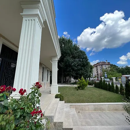 Ramay Apartcomplex * Aziz Konstantin ve Elena